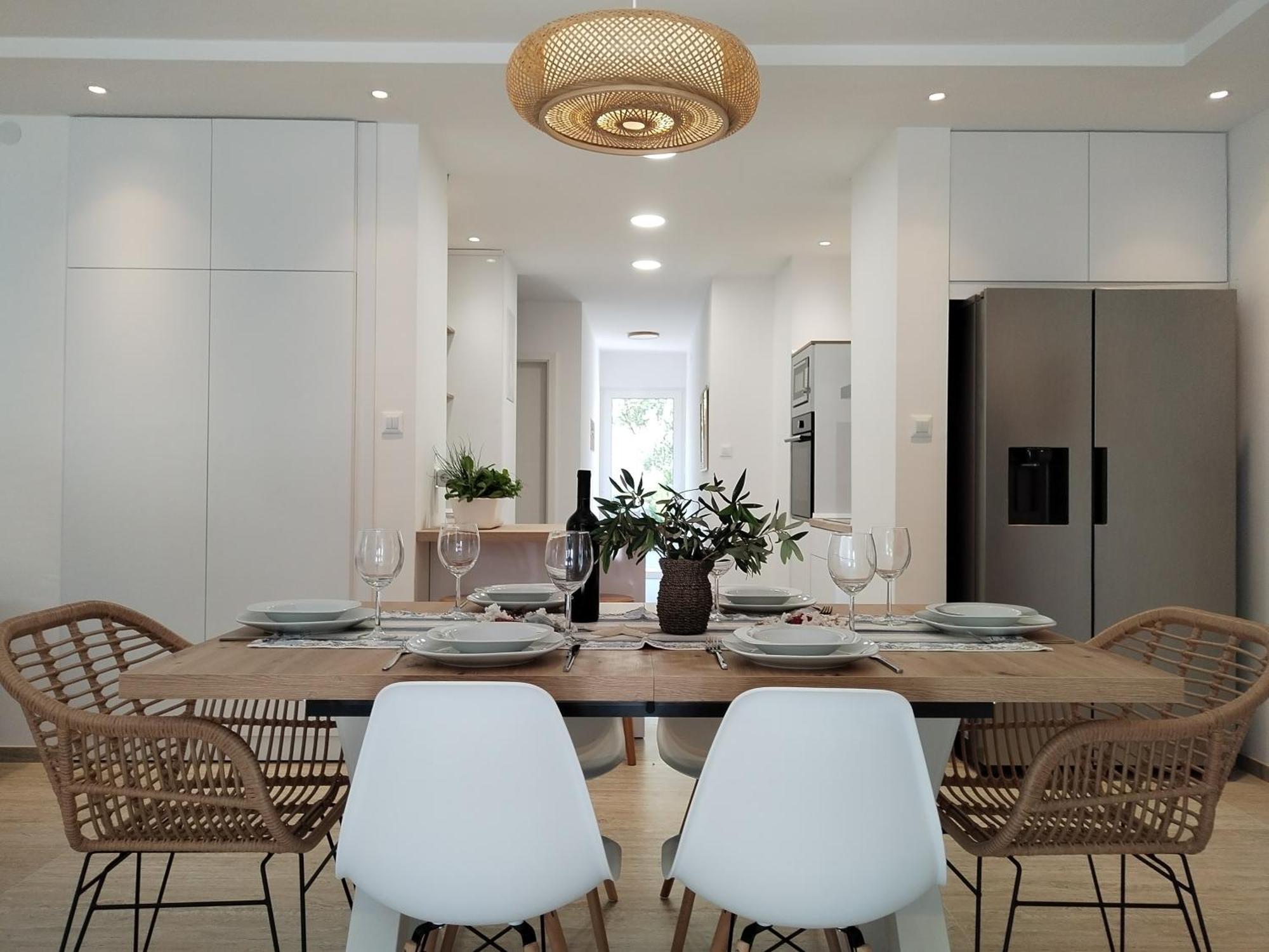 Beachfront Suncana Apartman Bol