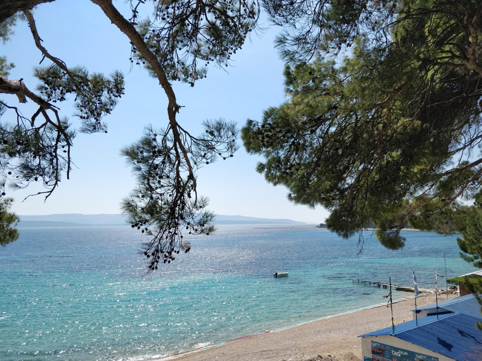Beachfront Suncana Apartman